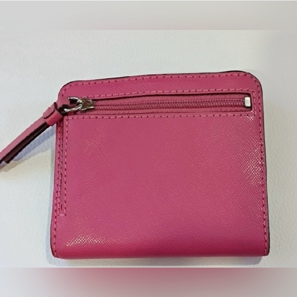 Coach Pink Bow Accent Women's Wallet. Gorgeous. - Picture 2 of 4